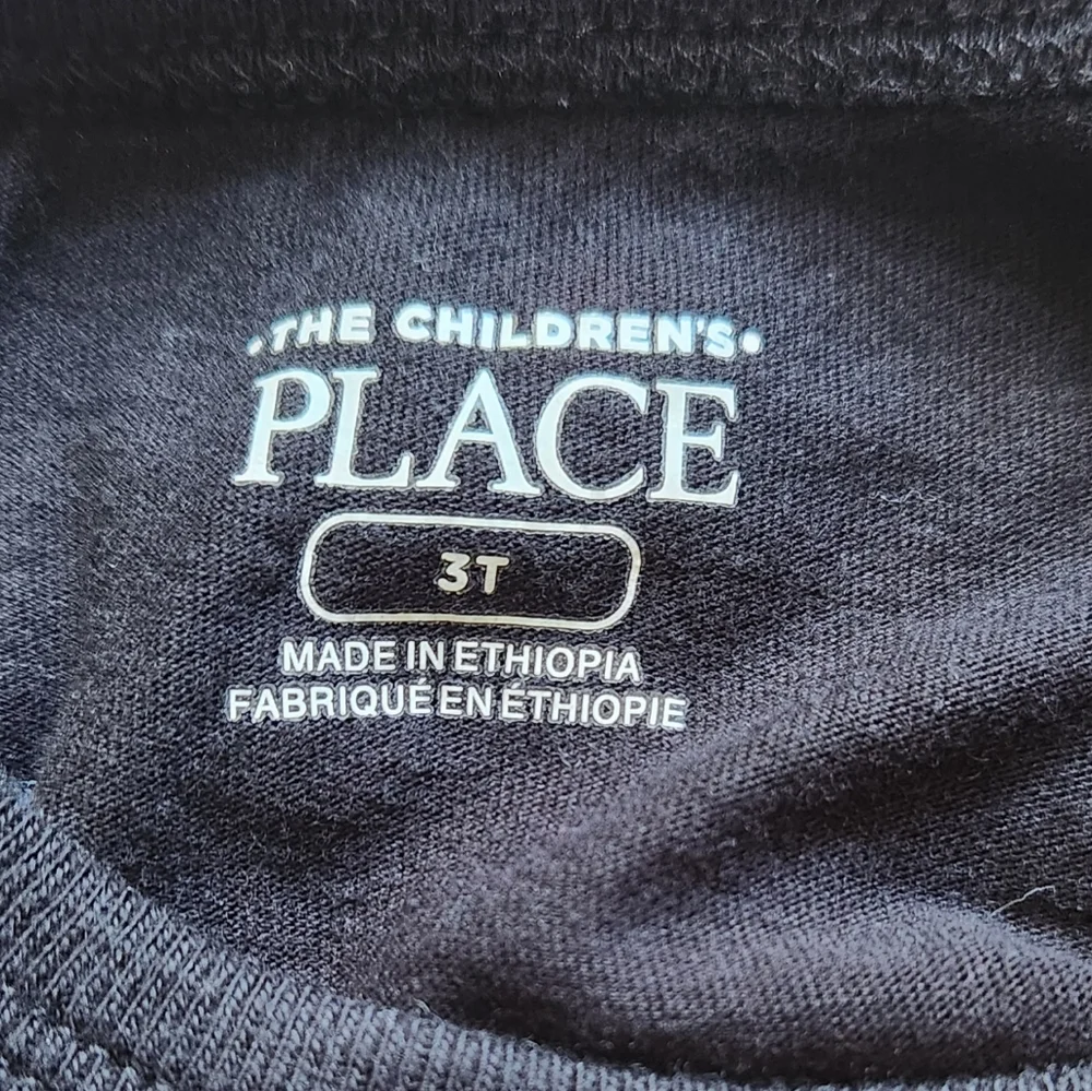 The Children's Place boys black Birthday tee, size 3T
